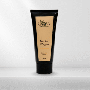 Crème pieds bio Goya au thé vert pour hydrater, apaiser et adoucir la peau, soins naturels et écoresponsables.